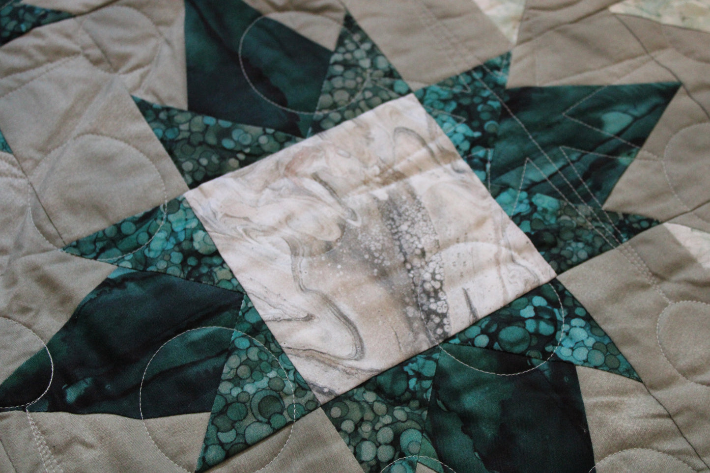 Under the Stars quilt - Close up star