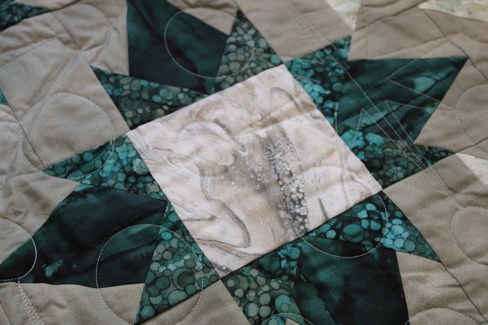 Under the Stars quilt - Close up star